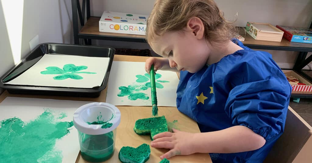 Montessori Homeschooling St. Patrick's Day sponge heart paint sponge art craft for kids