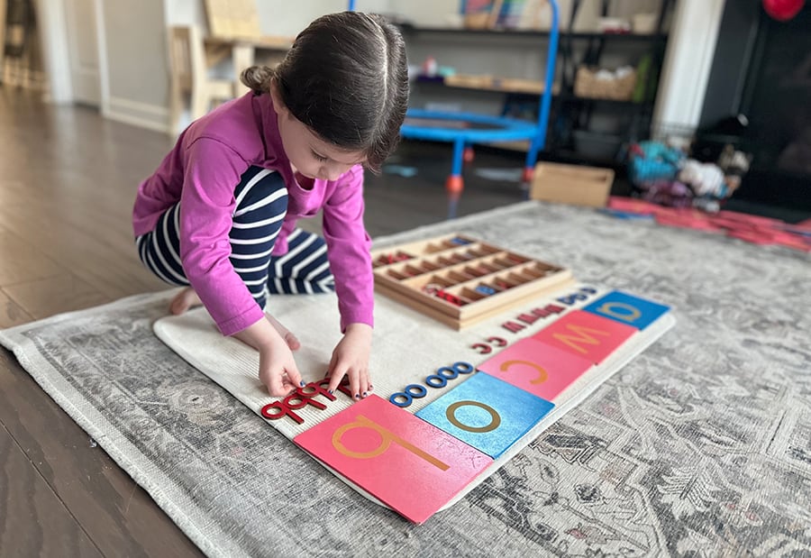 letter recognition, montessori, transition to moveable alphabet